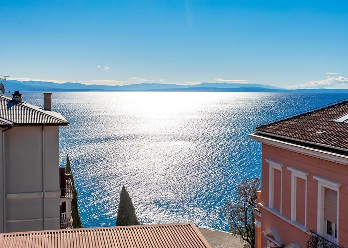 Ola Luxury Apartament *