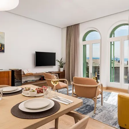 Ola Luxury Apartment *