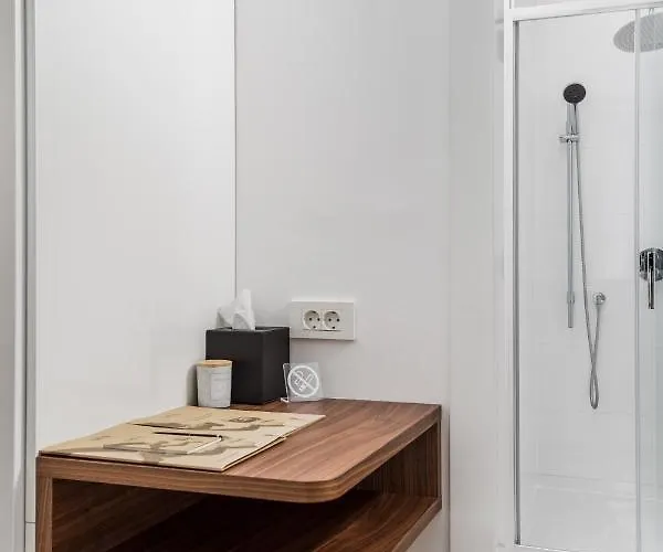 Ola Luxury Apartament *